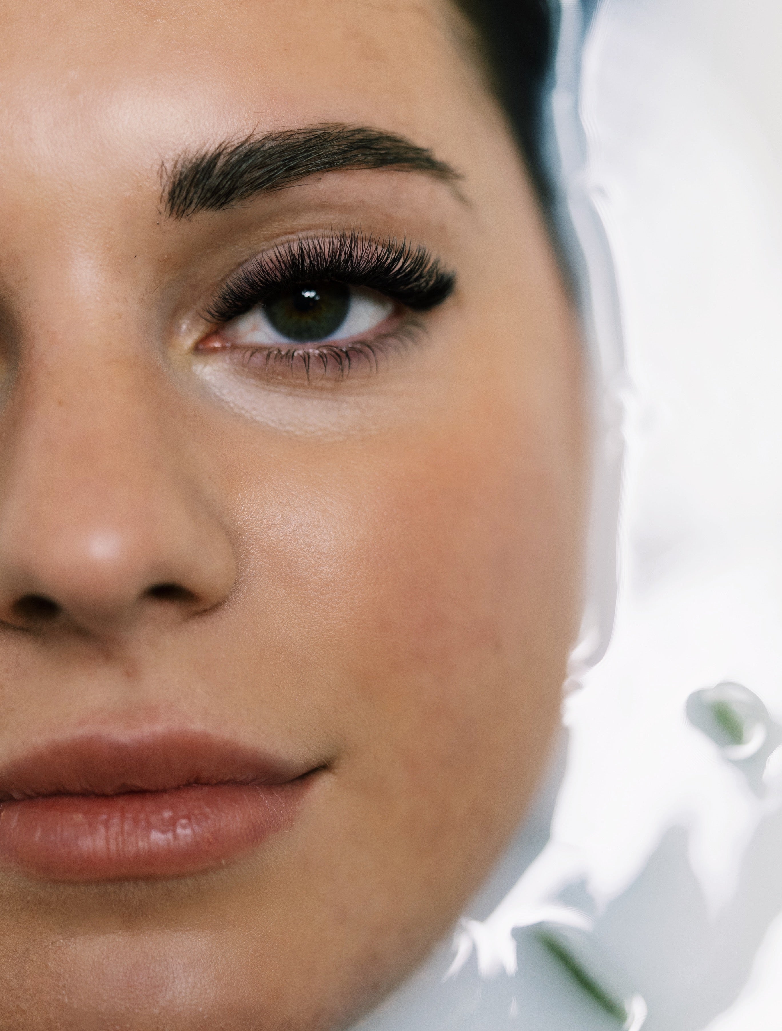 Take Care of your Eyelash Extensions In Lock Down