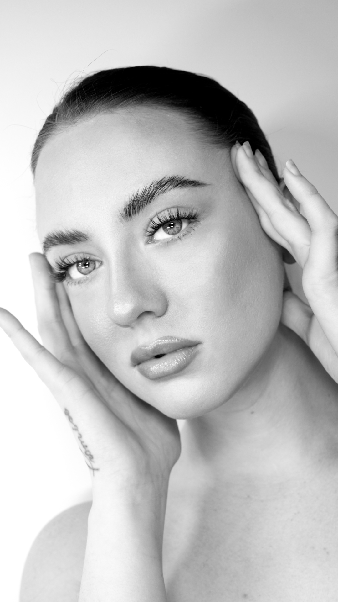 How To Market DIY Lash Extensions In Your Salon