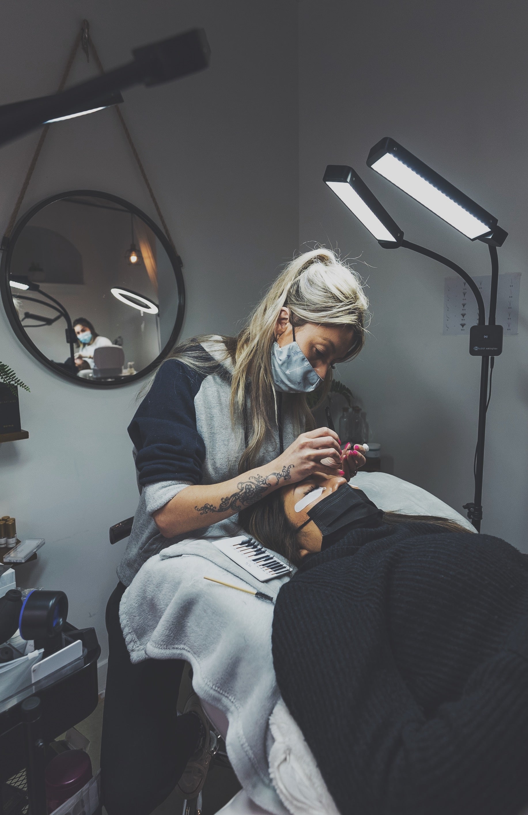 Lashing A Pregnant Client