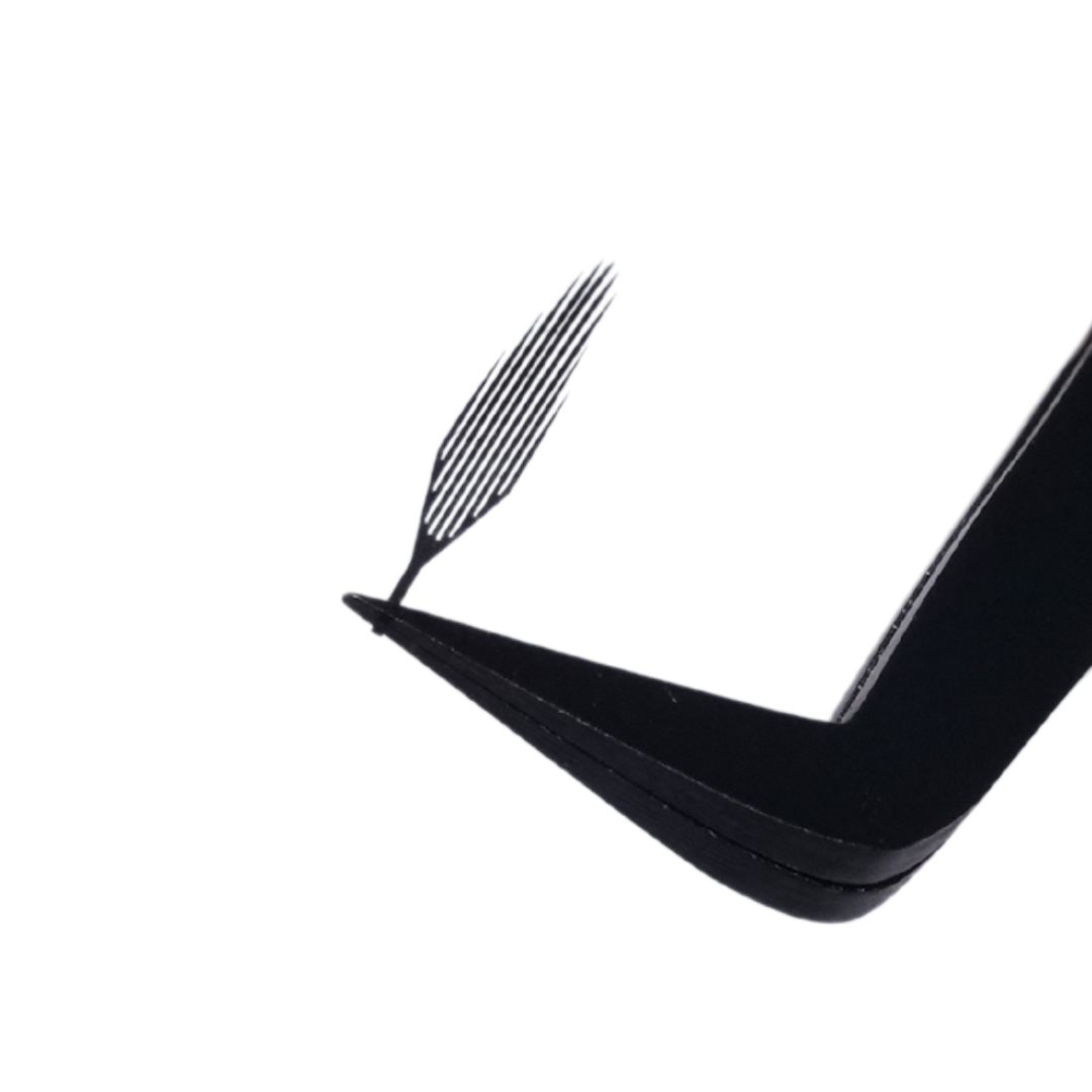 Pyramid Spike Lashes
