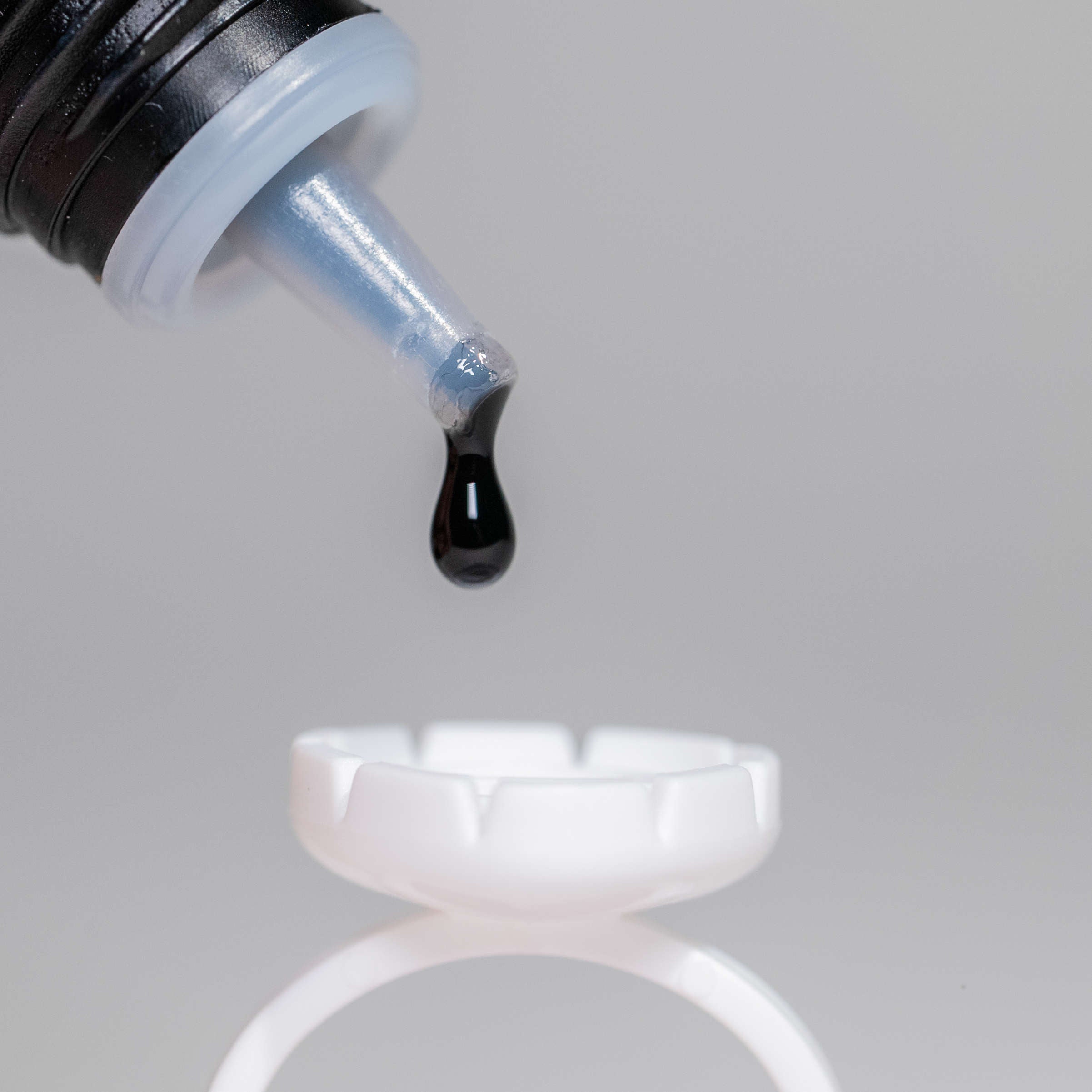 sensiteyes lash glue dot