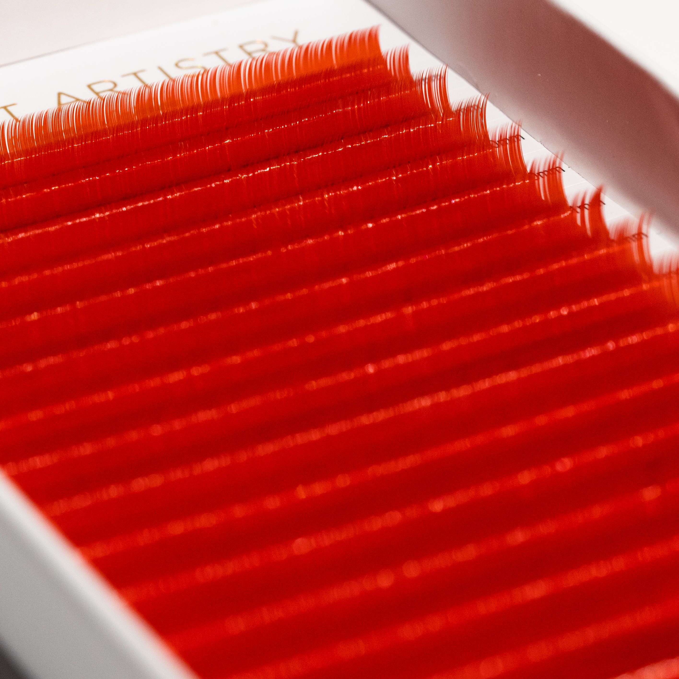 red color lash extensions