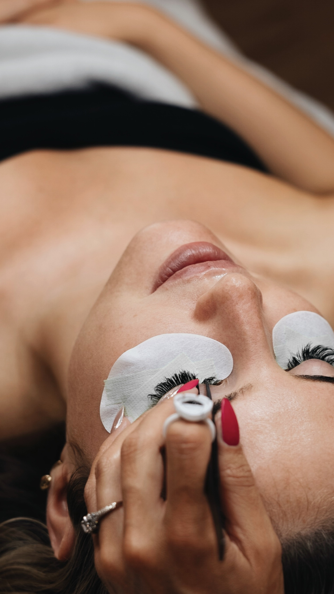 6 Things I’d Buy If I Was Starting Out as a Lash Artist Today