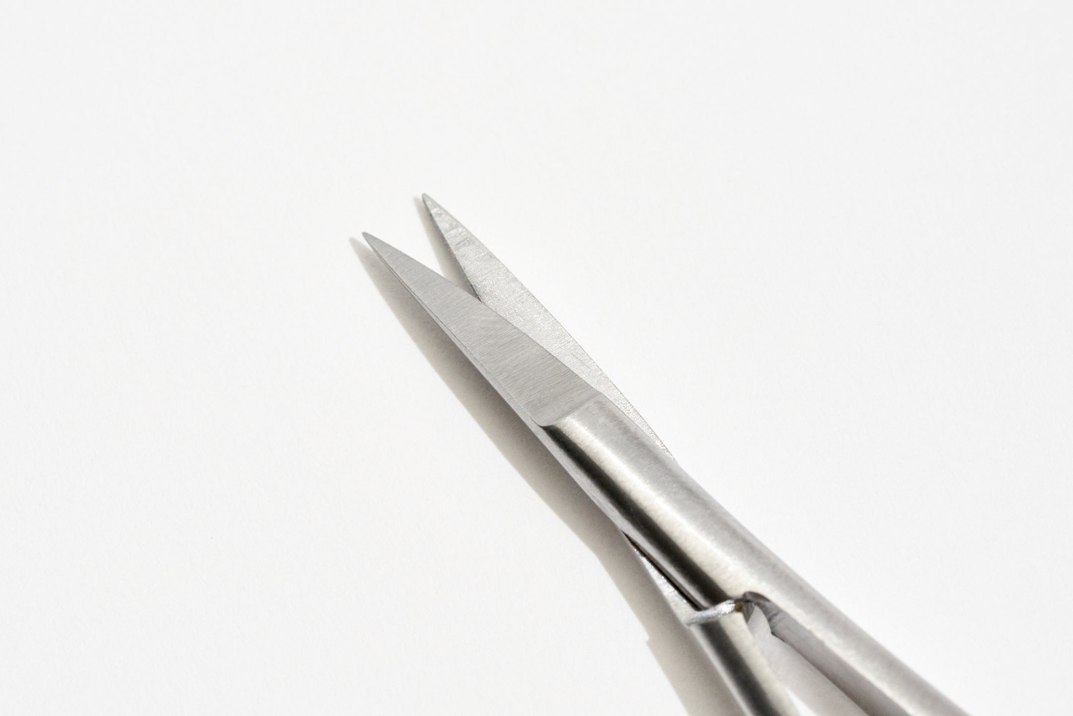 Micro-Spring Scissors