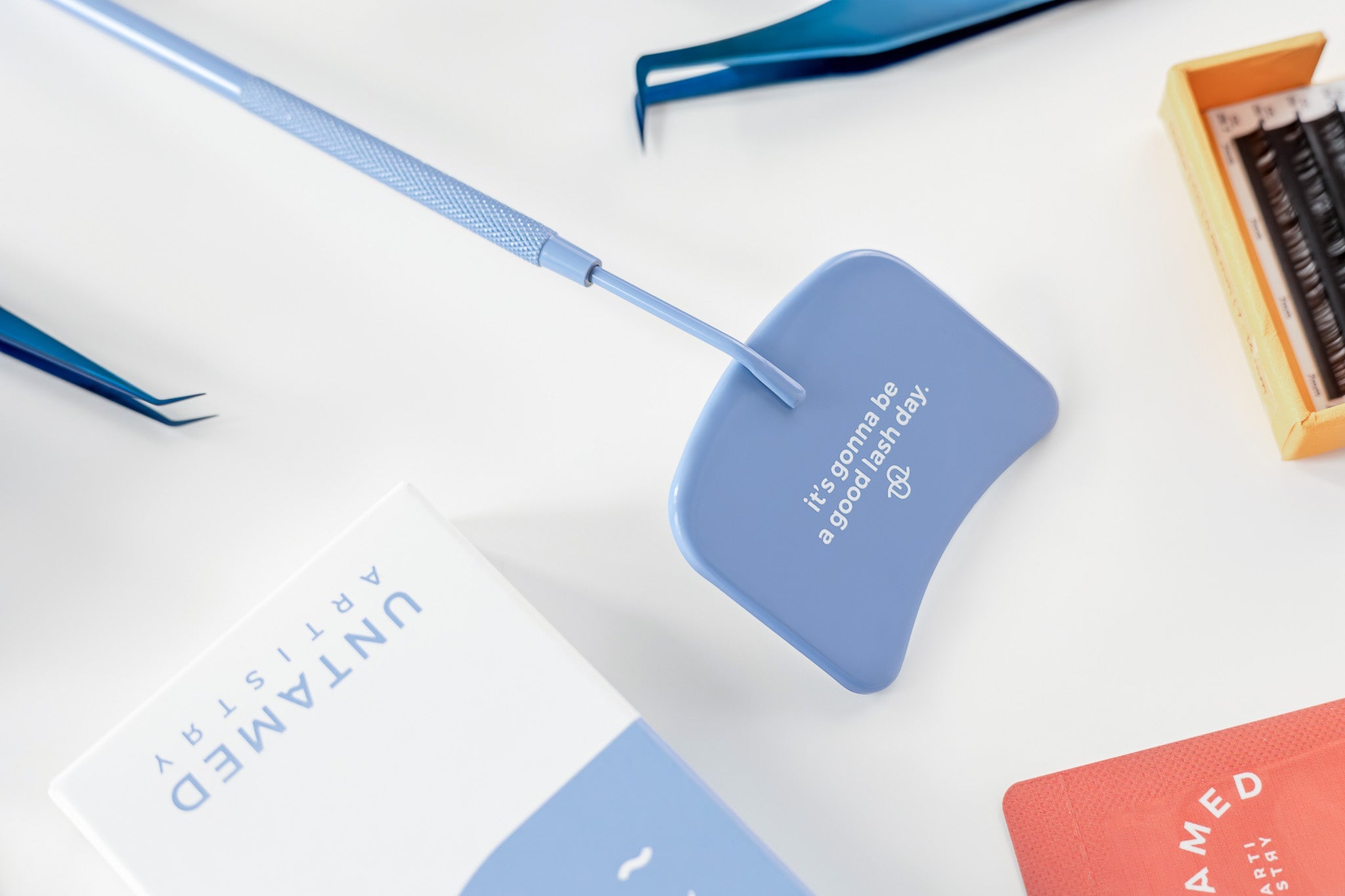 Lash Gaze - Application Mirror